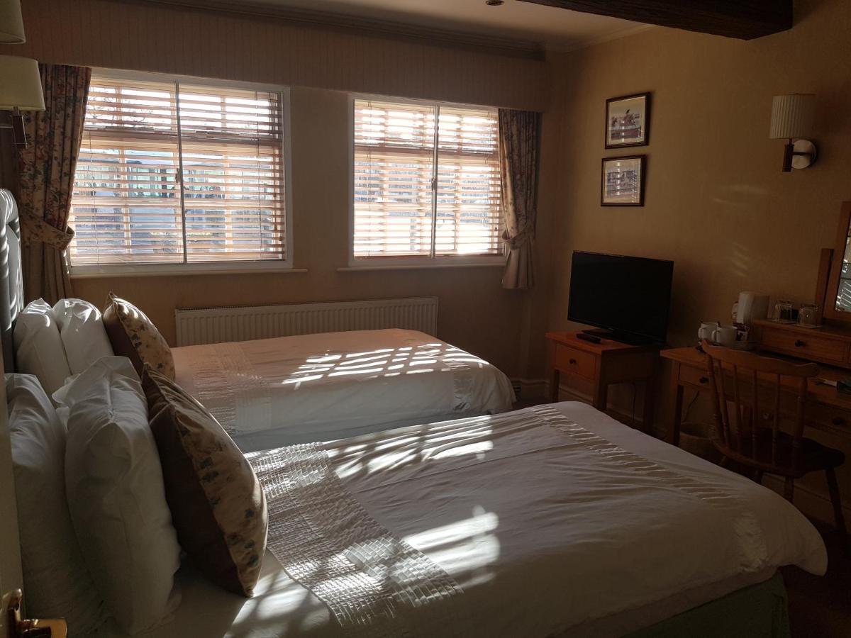 クルー Red Cow Nantwich Bed & Breakfast エクステリア 写真